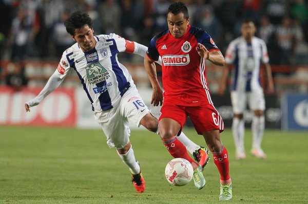 Empatan Chivas y Pachuca y se enfilan a la liguilla