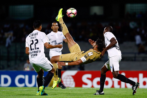 Golazo de Herrera en el Pumas 2-0 Progreso en Concachampions